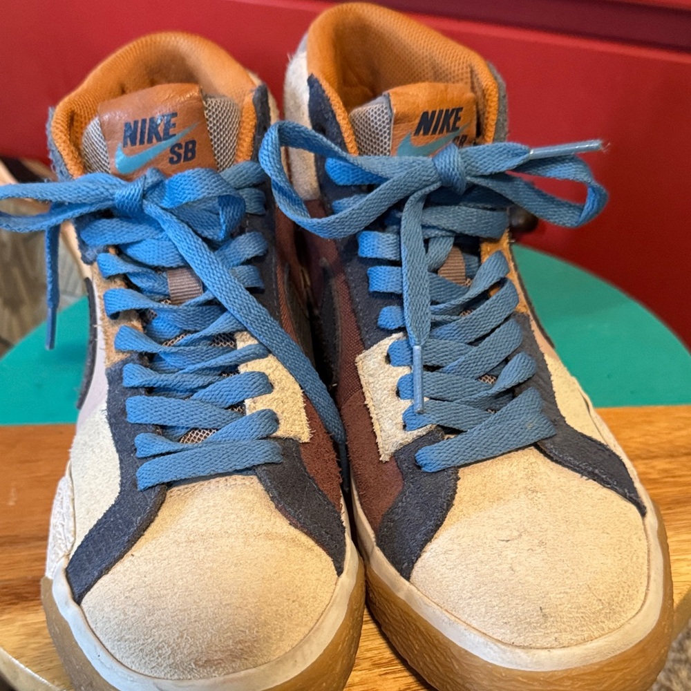 Nike SB Blazers with Blue, Pink and Maroon Accents